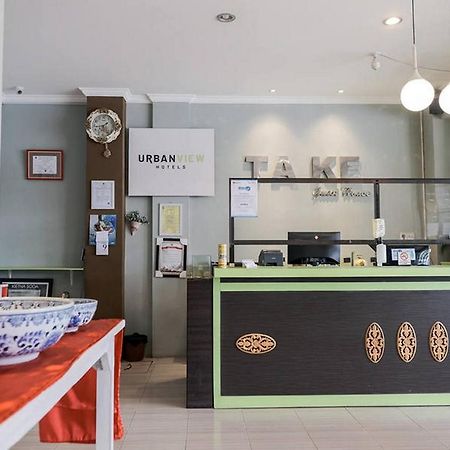 Urbanview Hotel Ta Ke Jelutung Puncak Jambi Exterior foto