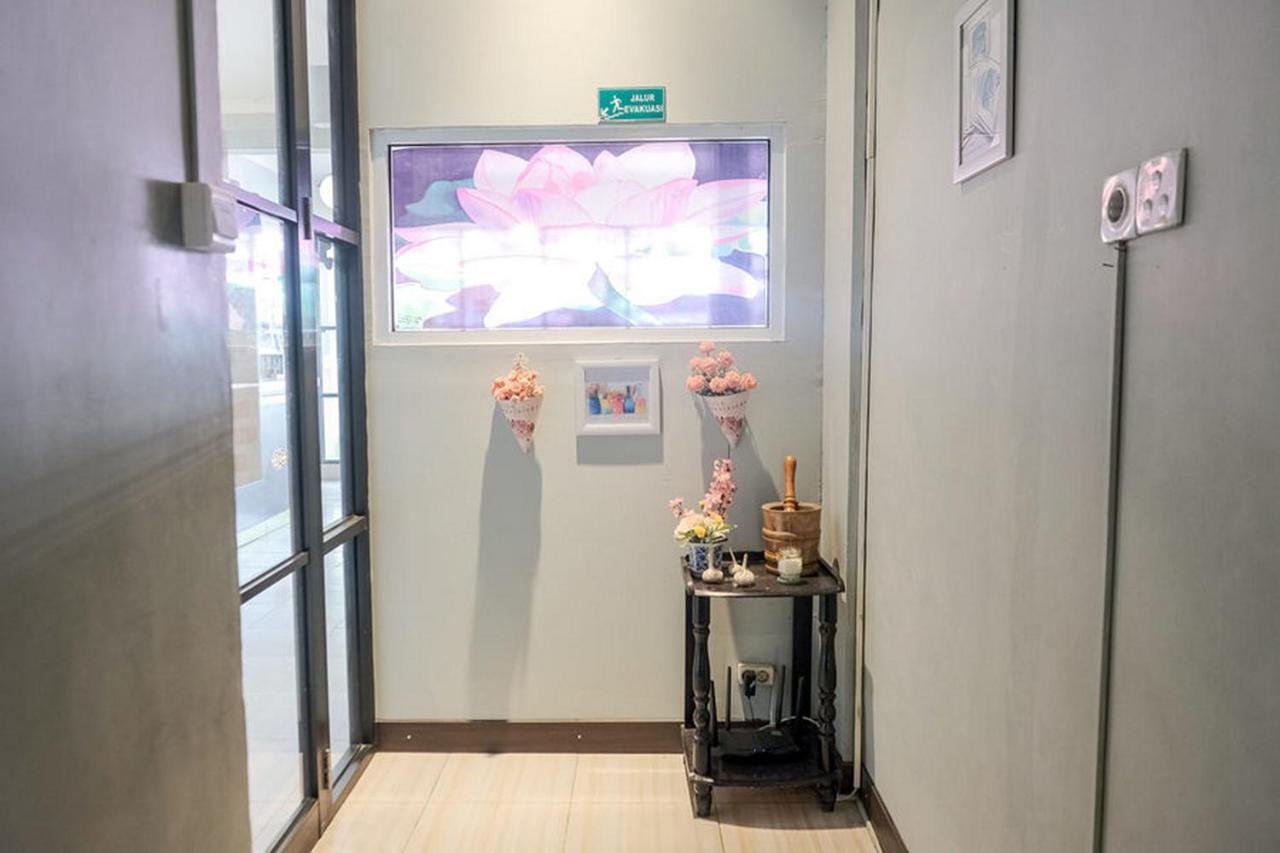 Urbanview Hotel Ta Ke Jelutung Puncak Jambi Exterior foto